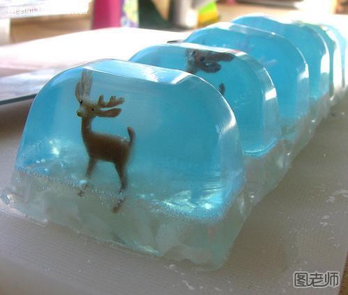 自制手工香皂 雪地球手工皂制作图文教程完成效果图