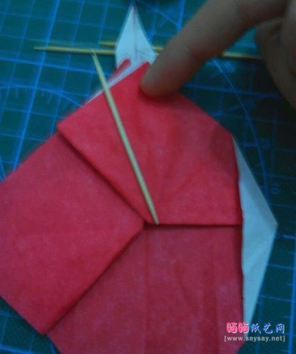 复杂形象的小丑面具手工折纸实拍图文教程