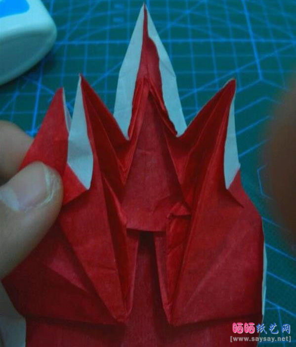 复杂形象的小丑面具手工折纸实拍图文教程