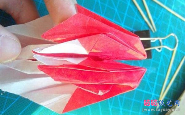 复杂形象的小丑面具手工折纸实拍图文教程