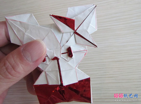 可爱的蝴蝶结KITTY猫折纸教程步骤27