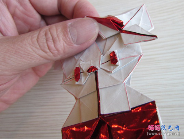 可爱的蝴蝶结KITTY猫折纸教程步骤26