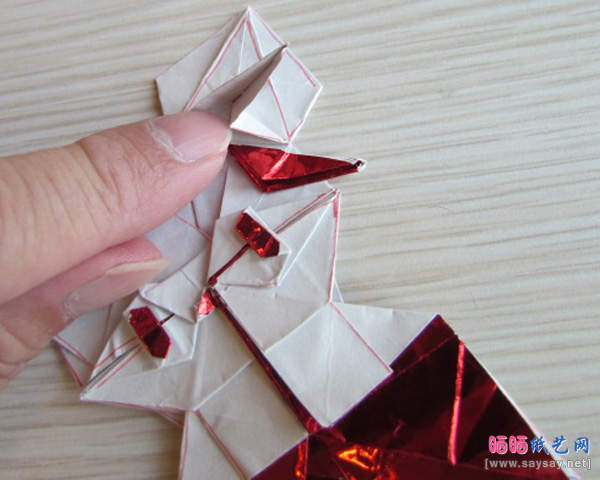 可爱的蝴蝶结KITTY猫折纸教程步骤35