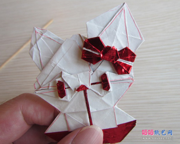 可爱的蝴蝶结KITTY猫折纸教程步骤57