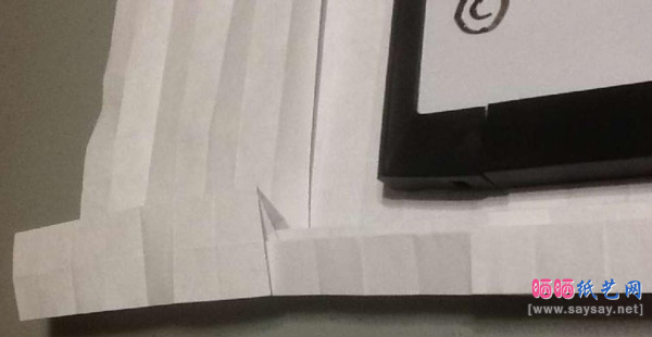 鲨鱼嘴手工折纸实拍教程图片步骤7