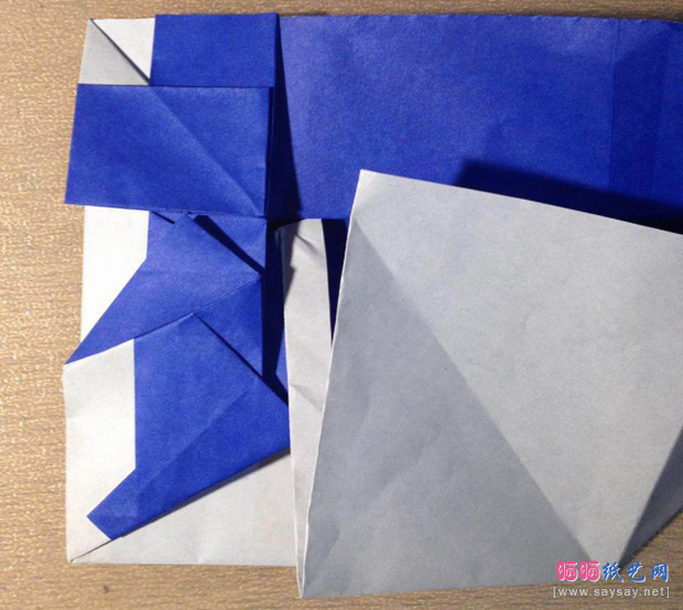 “折”字的折法实拍教程-汉字折纸