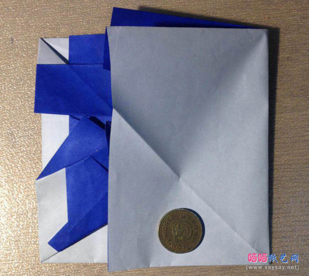 “折”字的折法实拍教程-汉字折纸