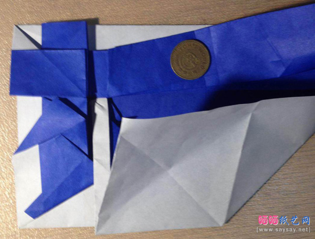 “折”字的折法实拍教程-汉字折纸