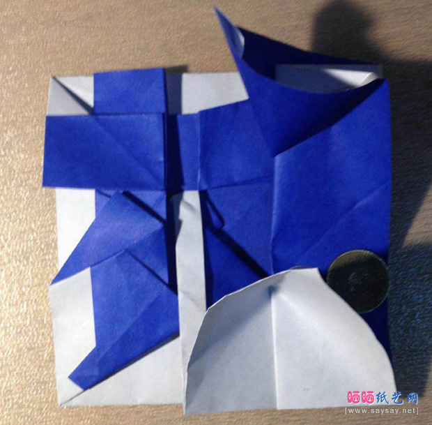 “折”字的折法实拍教程-汉字折纸