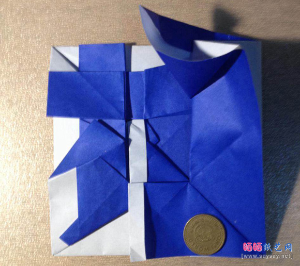 “折”字的折法实拍教程-汉字折纸