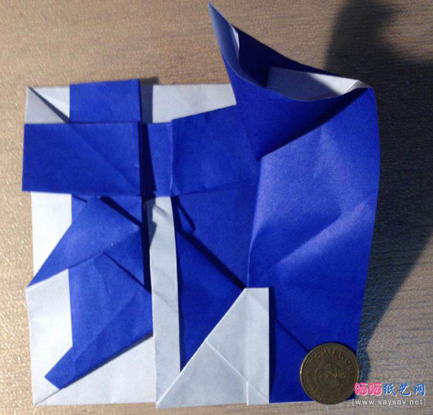 “折”字的折法实拍教程-汉字折纸