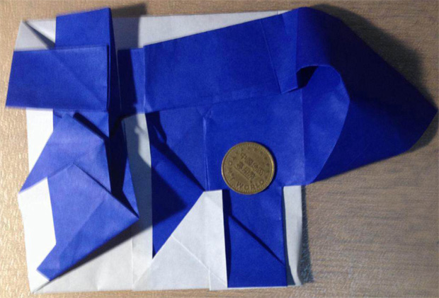 “折”字的折法实拍教程-汉字折纸