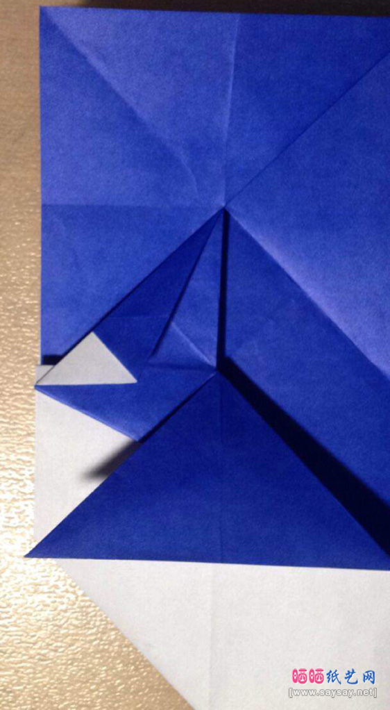 “纸”字的折法实拍教程图片步骤21-www.saybb.net