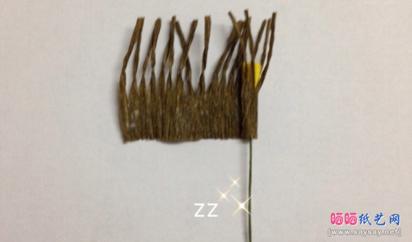 漂亮的纸花束香雪兰DIY制作图片步骤4-www.saybb.net