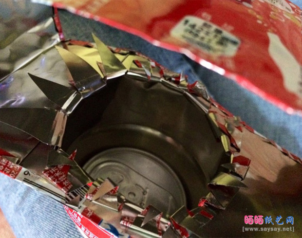 废弃易拉罐手工制作漂亮相机模型图片步骤7