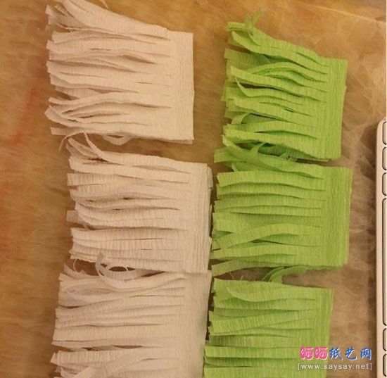 重阳节DIY皱纹纸制作漂亮菊花-WWW.SAYSAY.NET