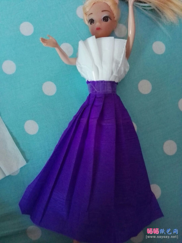 芭比娃娃的公主服折纸方法教程-www.saybb.net