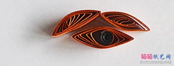 中国风红梅衍纸画制作方法教程步骤7-www.saybb.net