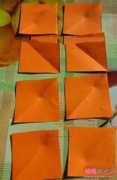 漂亮折纸花卡片制作步骤11-www.saybb.net