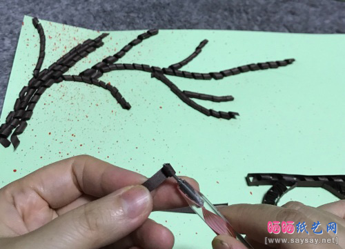 美丽的枫叶衍纸画手工制作步骤13-www.saybb.net